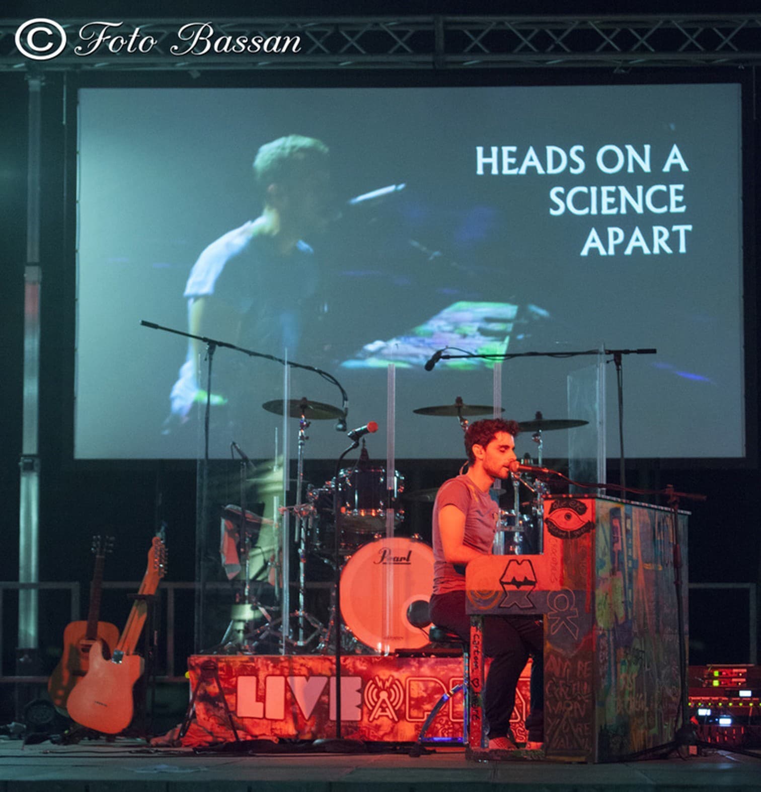 LIVEPLAY – COLDPLAY EXPERIENCE