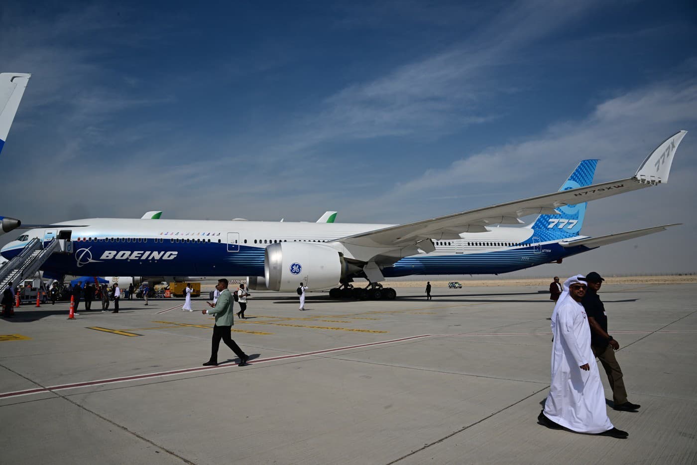 Boeing 777-9