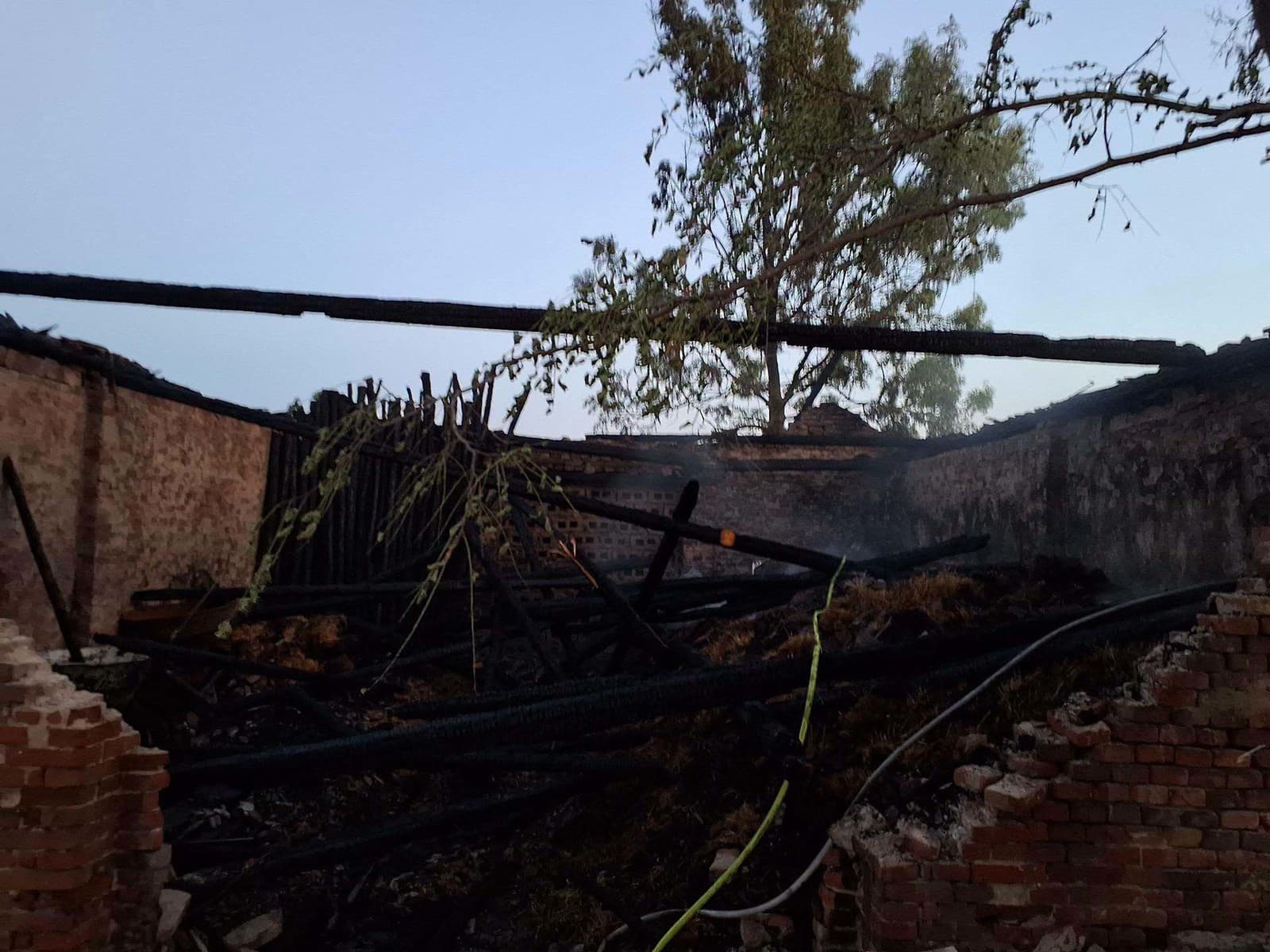 Požiar hospodárskej budovy pri Kútoch
