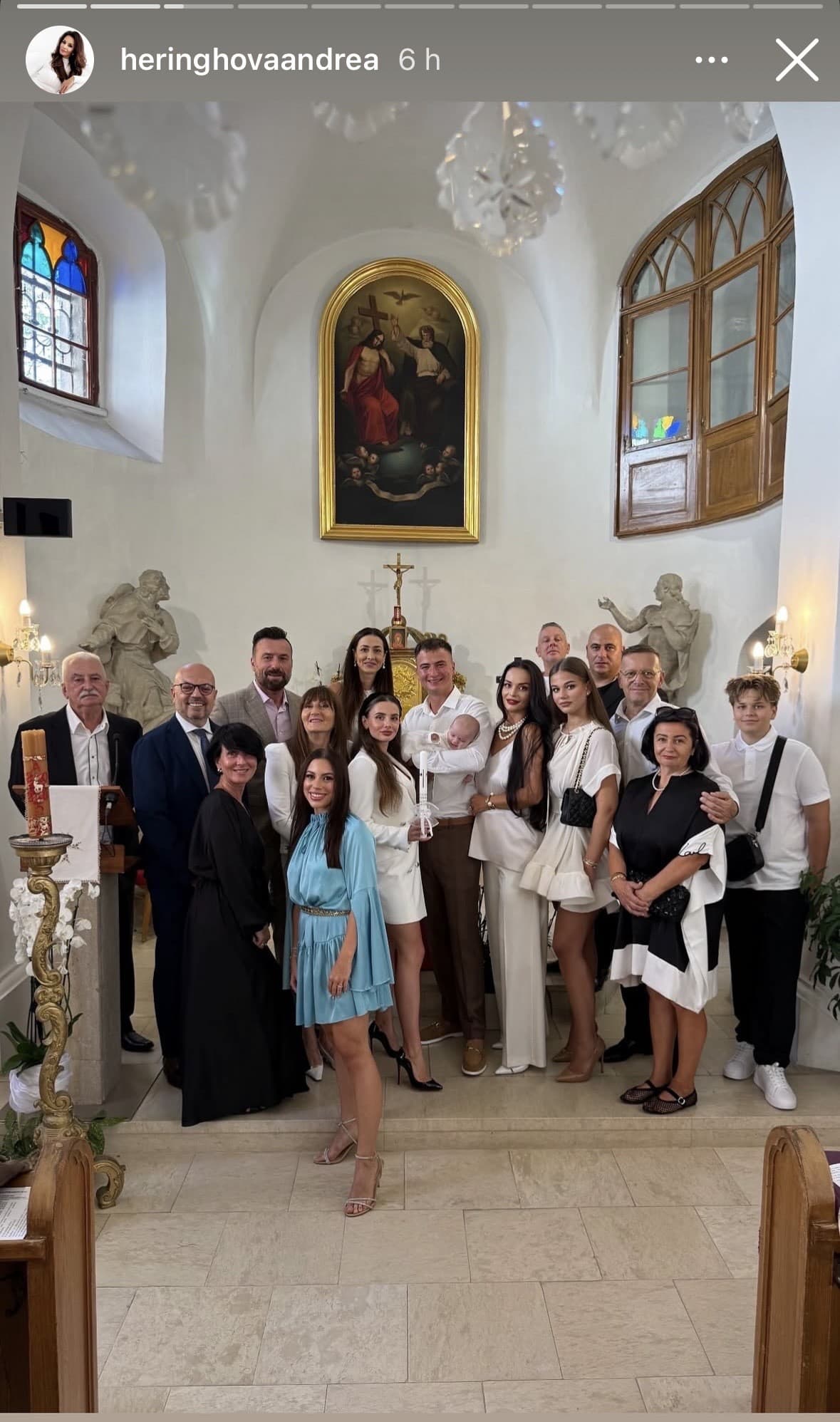 Andrea Heringhová krstila vnučku
