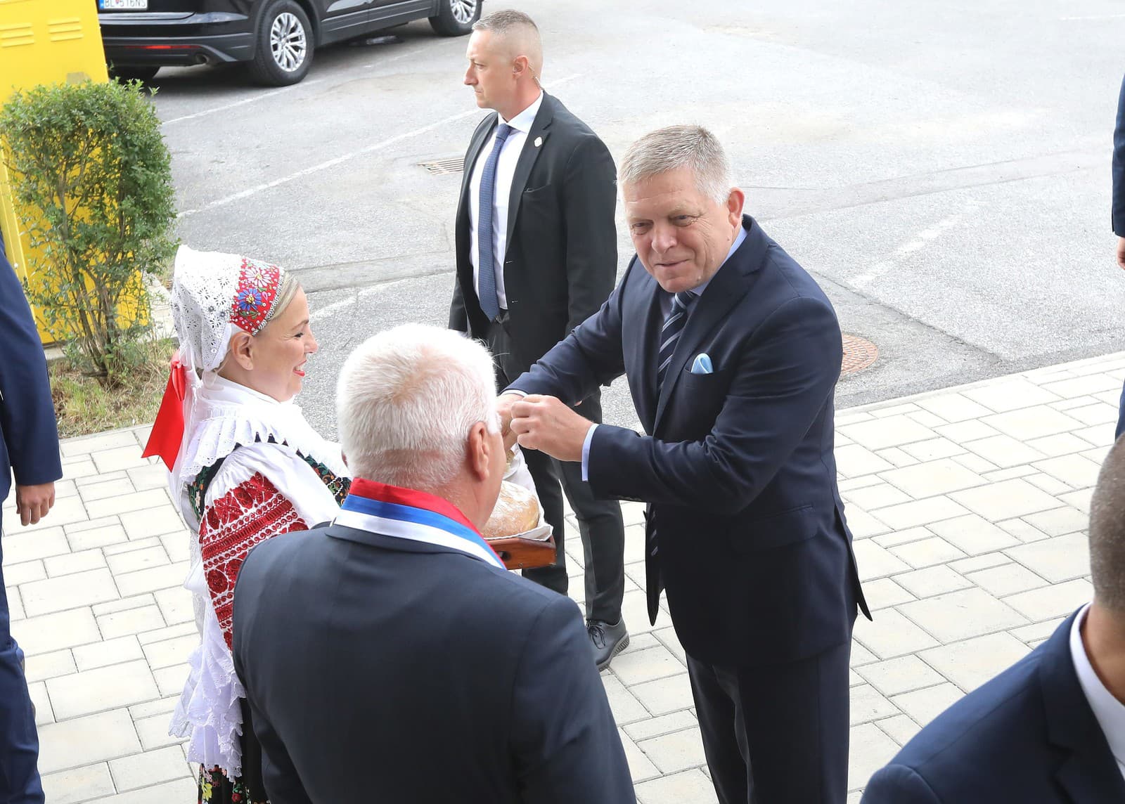 Premiér SR Robert Fico (Smer-SD) počas výjazdového rokovania vlády, ktoré sa venuje rozvoju okresov Zvolen, Detva, Brezno a Krupina, v Kriváni