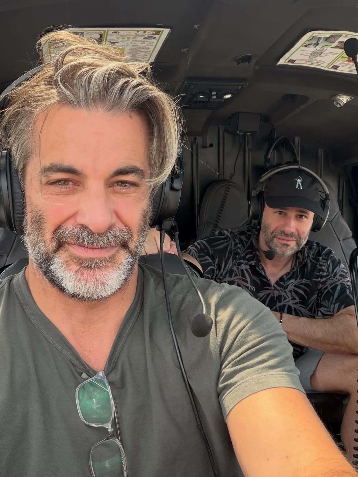 Jennifer Aniston už pár mesiacov randí s koučom Jimom Curtisom 