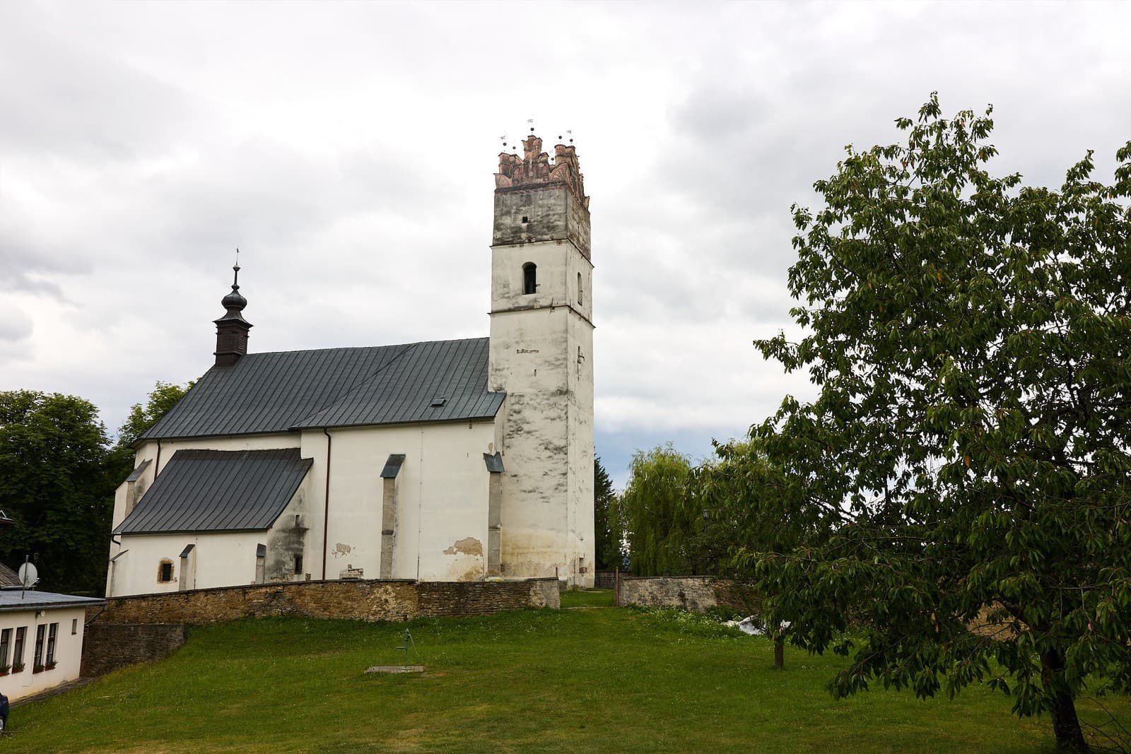 Spišský Hrhov – Kostol sv. Šimona a Júdu.