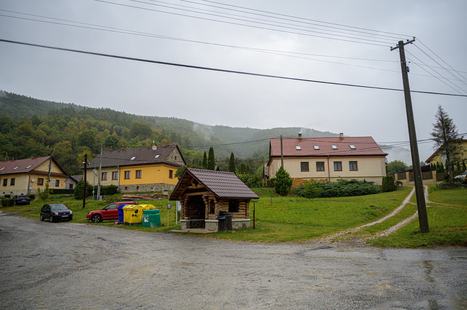 Na snímke domy v Tichom Potoku.