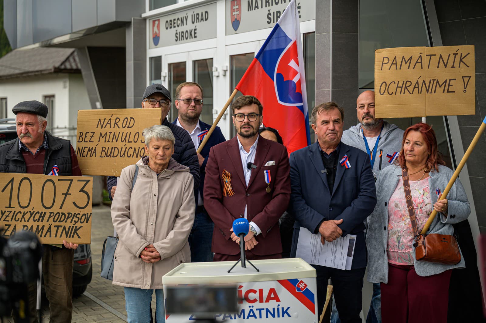 Spor v Širokom pre
