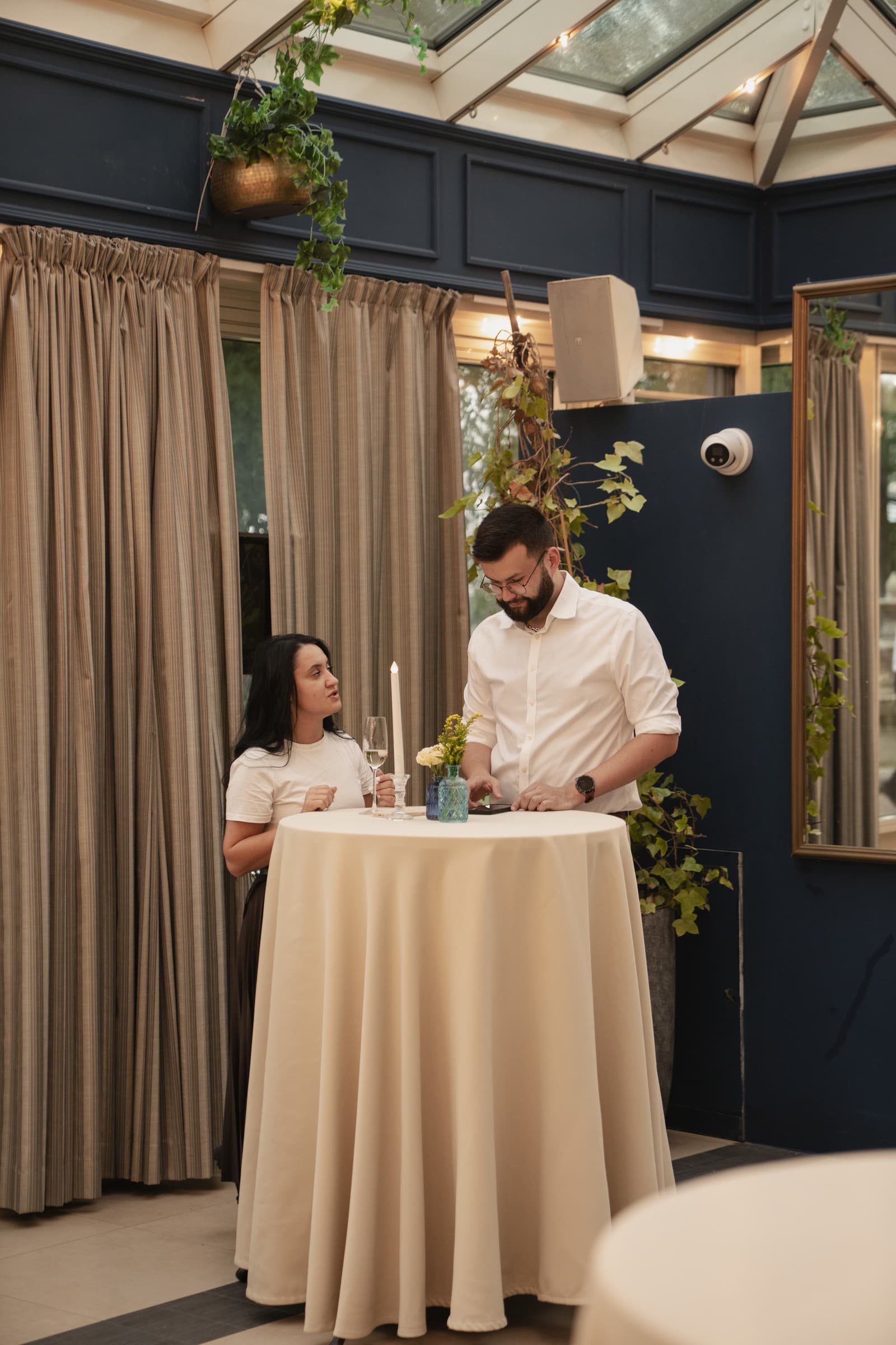 La Catering preniesol hostí
