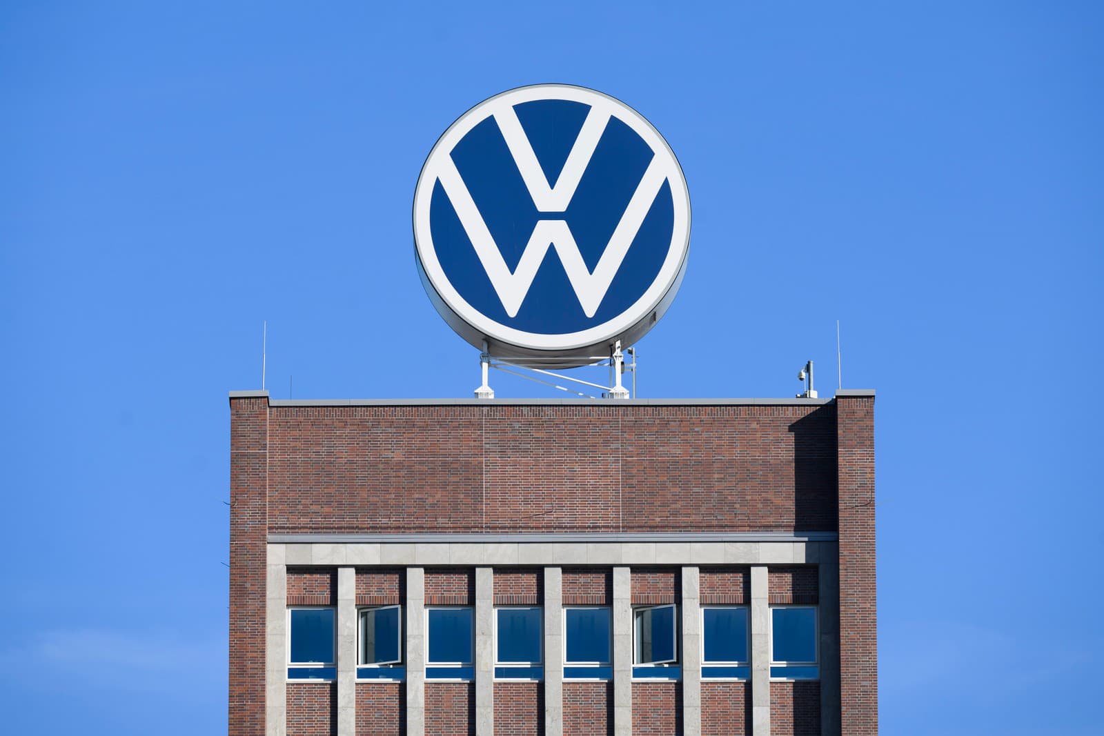 Majitelia Volkswagenov, dávajte dobrý