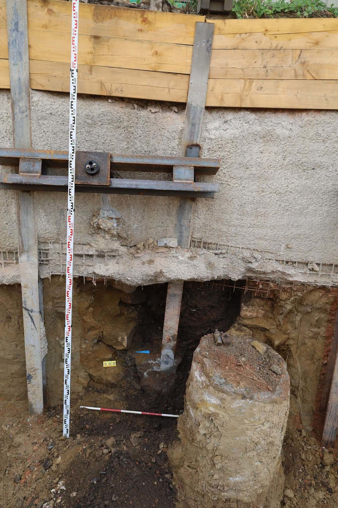 Archeológovia našli v Žideniciach pozostatky čamrdárstva – výrobne gombíkov.