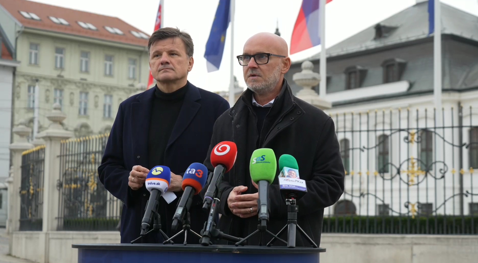 MIMORIADNE Prezident Pellegrini vrátil