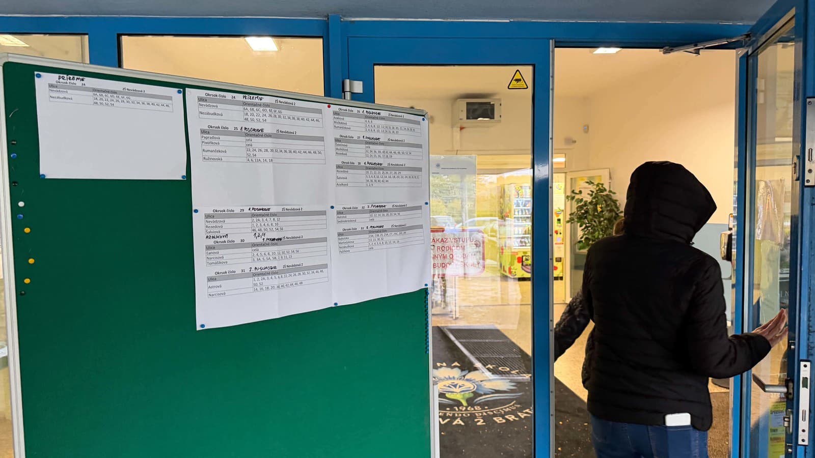 MIMORIADNY ONLINE Slováci rozhodujú