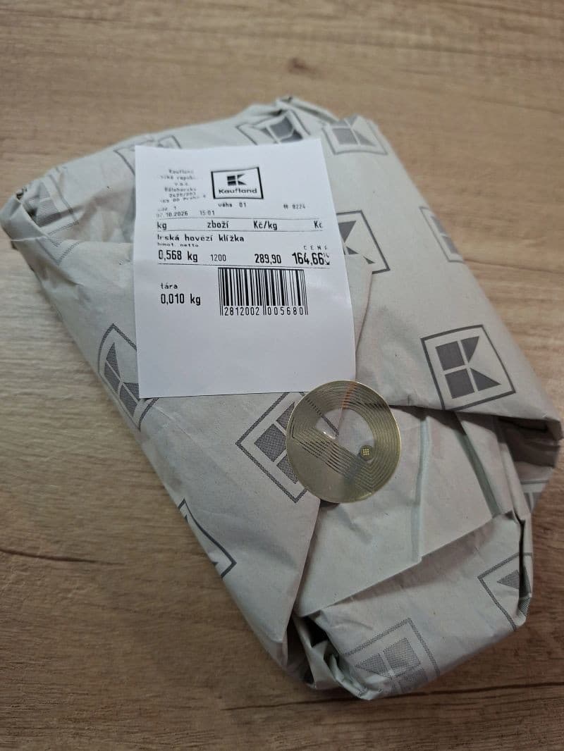 Fakt už aj mäso?