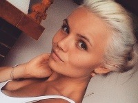 Z Veroniky Stýblovej je dnes riadna sexica. Z Veroniky Stýblovej je dnes riadna sexica.