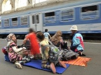 Migranti sa chceli vlakom dostať do Nemecka