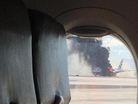 Na letisku v Las Vegas horelo lietadlo