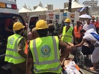 Najmenej 150 ľudí zahynulo v tlačenici na púti v svätom meste Mina