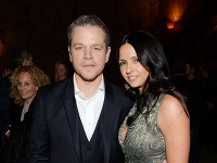 Matt Damon a Luciana Barroso sa spoznali v roku 2003, manželmi sú desať rokov. 