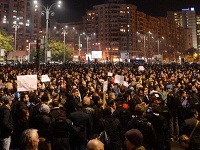 Tisíce ľudí demonštrovali v Rumunsku, žiadali premiérovu demisiu.
