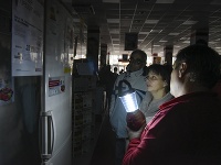 Krym nemá od soboty elektrinu, dnes vyhlásili nákladnú blokádu.