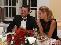 Fashion Sparkling Charity Night 2015 moderoval Leoš Mareš, ktorý si na akcii poklebetil aj zo svojou ex frajerkou Michaelou Kocianovou.