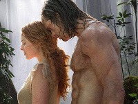 Margot Robbie a Alexander Skarsgård stvárnia ústredné postavy v najnovšom filme o legendárnom Tarzanovi. 