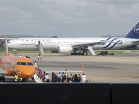 Lietadlo spoločnosti Air France muselo núdzovo pristáť. Majú podozrenie, že na palube je bomba.