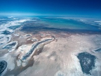 Z Aralského mora už ostali len jazierka