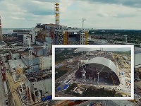 Starý sarkofág dostane nový šat. Starý sarkofág dostane nový šat.