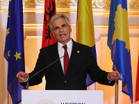 Rakúsky kancelár Werner Faymann. Rakúsky kancelár Werner Faymann.