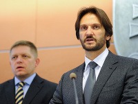 Robert Fico a Robert Kaliňák Robert Fico a Robert Kaliňák