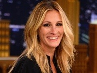 Julia Roberts je krásna žena. Julia Roberts je krásna žena.