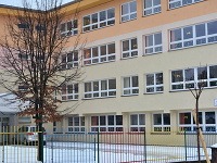 Na snímke  zatvorená Cirkevná základná škola s materskou školou Dobrého pastiera v Žiline.