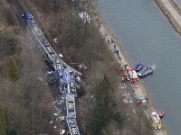 Tragická zrážka vlakov v Nemecku.