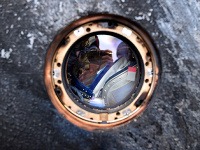 Scott Kelly v module, s ktorým pristál v Kazachstane po ročnej misii na ISS.