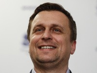 Predseda SNS zastavuje rokovania so stranami, ktoré nedostali poverenie od prezidenta. Predseda SNS zastavuje rokovania so stranami, ktoré nedostali poverenie od prezidenta.
