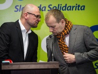 Pravica rokuje o spoločnej vláde. Pravica rokuje o spoločnej vláde.