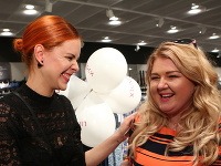 Kristína Farkašová a Eva Kramerová alias Evelyn. Kristína Farkašová a Eva Kramerová alias Evelyn.