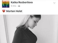 Dcéra Vila Rozborila, Katka, sa už  na sociálnej sieti Facebook pochválila aj svojím tehotenským bruškom.