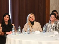 Monika Reháková (vpravo) na tlačovke k BMD sedela pri stole s Gabrielou Drobovou a Patríciou Vittekovou.