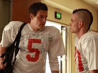 Cory Monteith nosil číslo 5 na drese v seriáli Glee. 