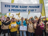 Protest mal pripomenúť vláde a ministerstvu, že otázky ohľadom školstva tu stále sú a treba sa k nim postaviť. Protest mal pripomenúť vláde a ministerstvu, že otázky ohľadom školstva tu stále sú a treba sa k nim postaviť.
