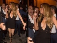 Mariah Carey sa premávala ulicami Paríža v poriadne dráždivých minišatách. 