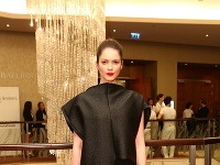 Čierny outfit Miss Slovensko 2005 Ivice Slávikovej nepochopil asi nikto. Vyzerala ako navlečená v tmavom vreci. 