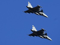 Stíhačky JAS-39 Gripen Stíhačky JAS-39 Gripen