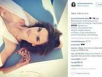 Alessandra Ambrosio sa zábermi z fotenia pochválila aj na instagrame. 