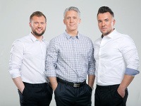 Martin Záhumenský, Jaroslav Ertl a Branislav Križan hodnotia súťažiacich v Masterchefovi. 