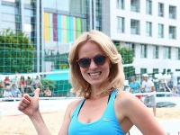Jana Hospodárová sa zúčastnila charitatívneho turnaja v plážovom tenise. 
