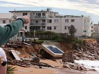 Austráliu zasiahli silné dažde a následné povodne.