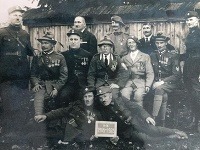 Bytčianski legionári desať rokov po vzniku ČSR. Bytčianski legionári desať rokov po vzniku ČSR.