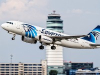 Lietadlo spoločnosti EgyptAir Lietadlo spoločnosti EgyptAir