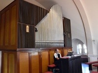 Na snímke vzácny hudobný nástroj - organ v Kostole v obci Ruskov Na snímke vzácny hudobný nástroj - organ v Kostole v obci Ruskov